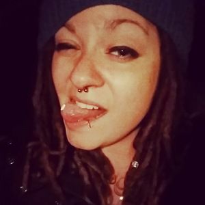 Meet your Posher, Shana